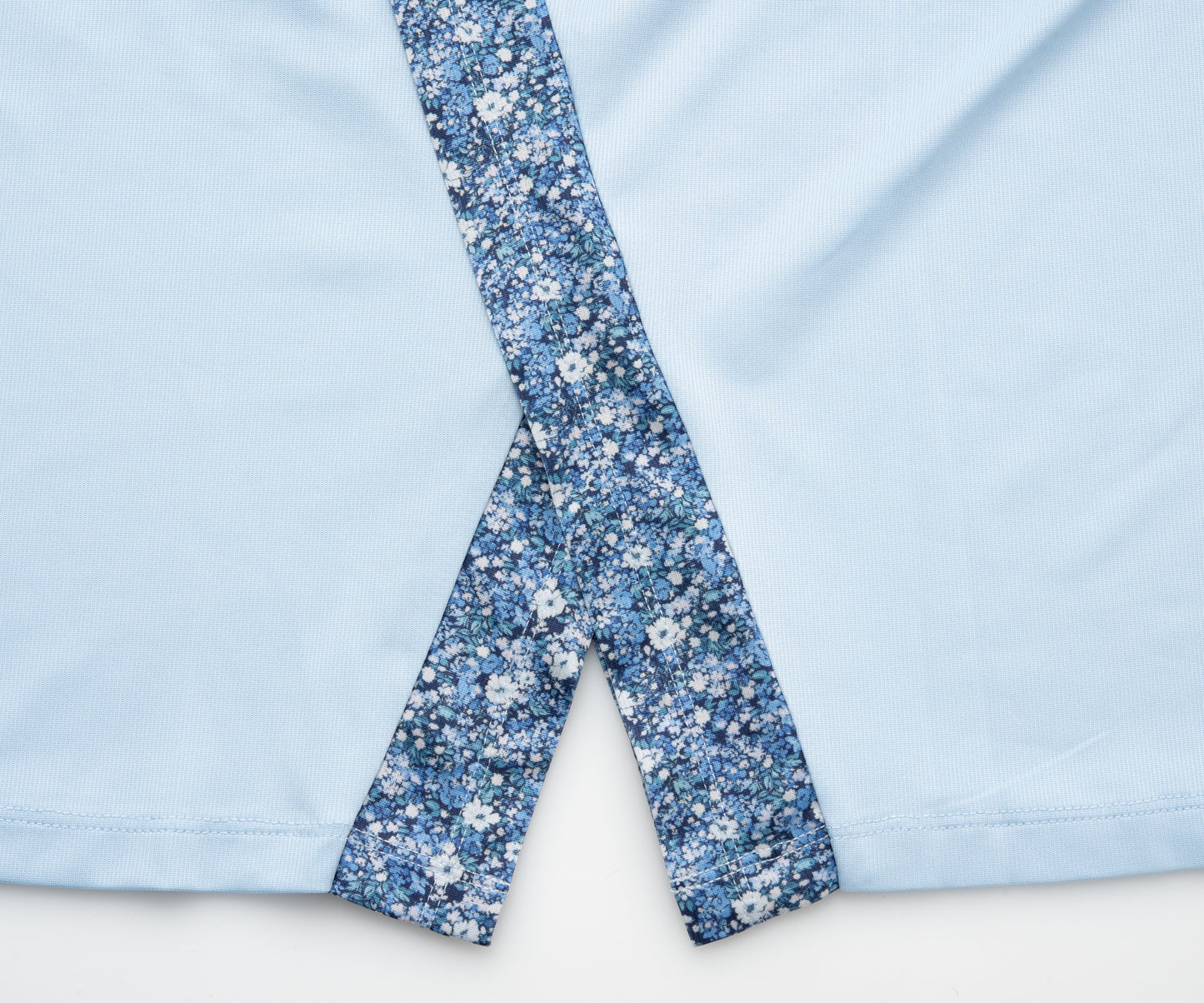 フラワープリントサイドスリット TEE