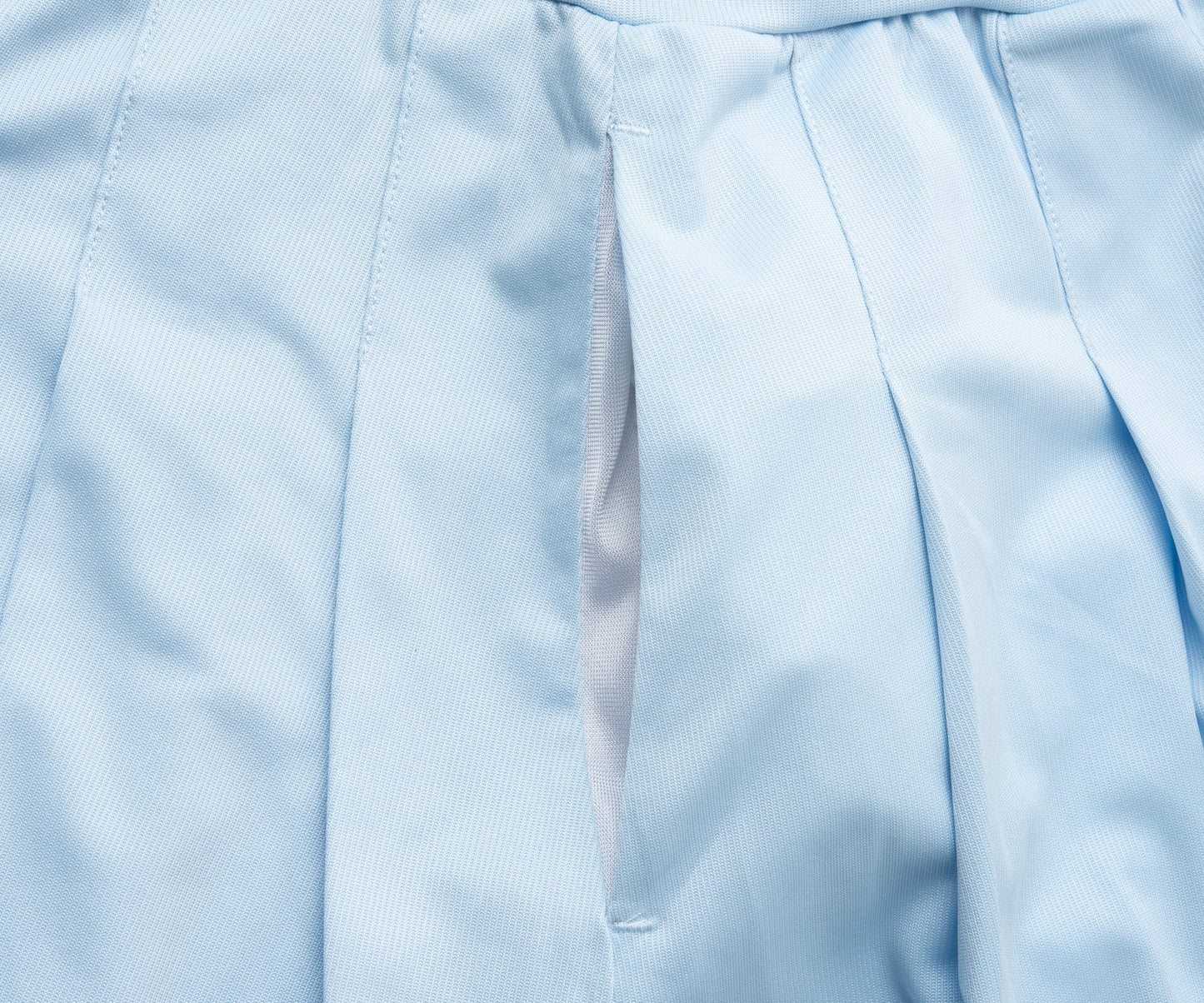 アシメヘムプリーツスコート